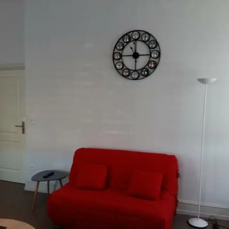 De Charme Au Pied De La Gare